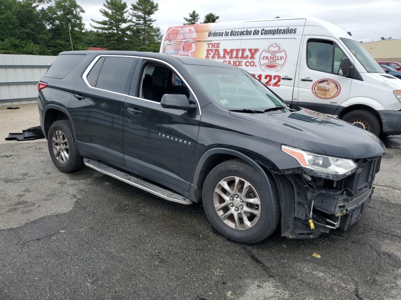 CHEVROLET TRAVERSE LS