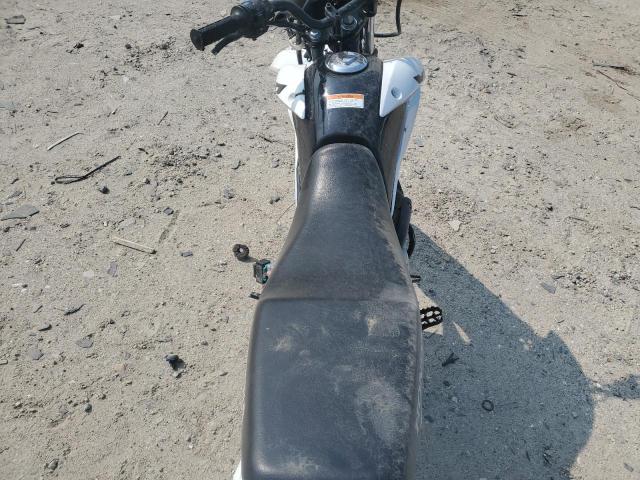 2023 HONDA XR150L E 3H1KD1318PD006316