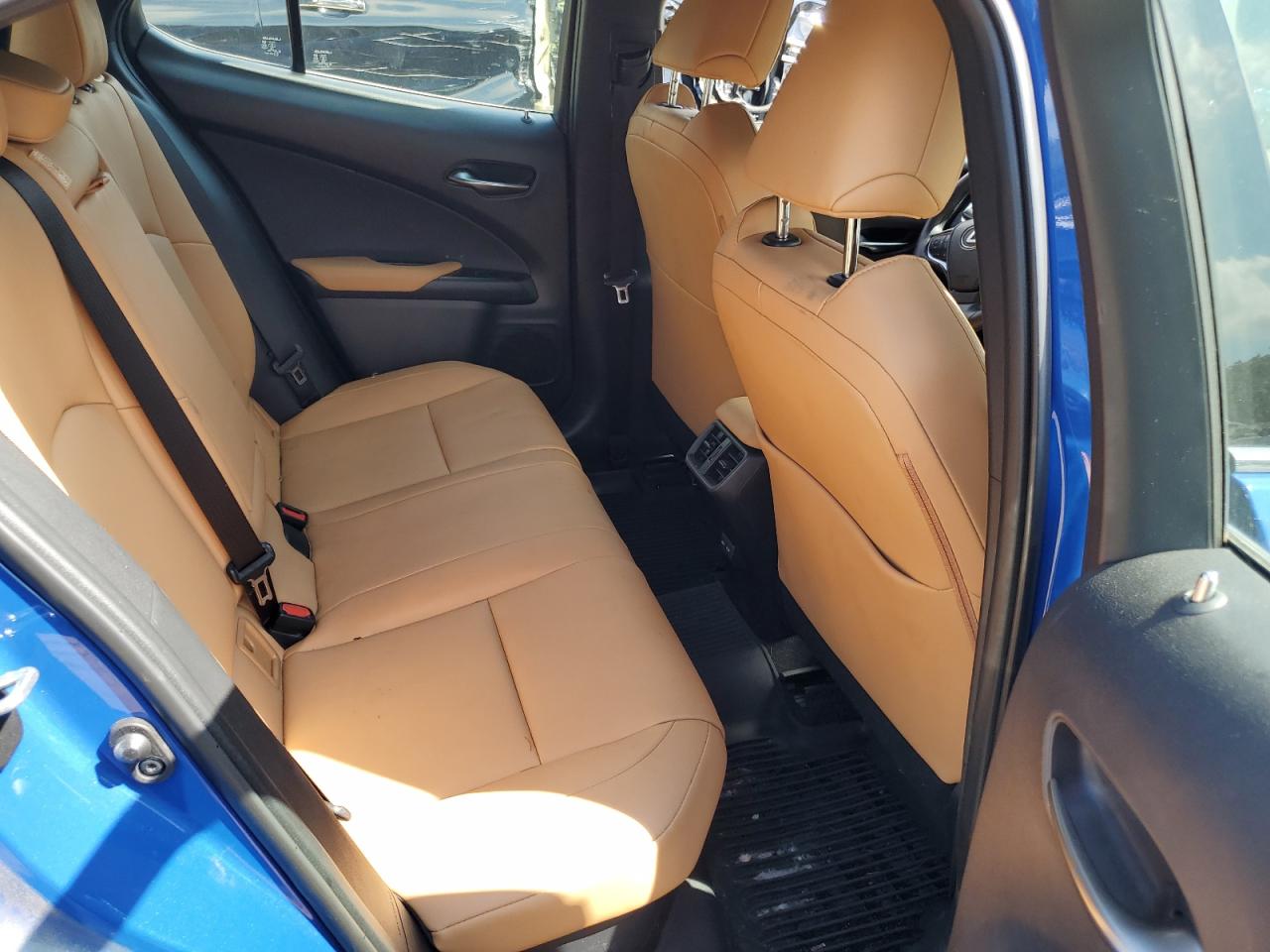 LEXUS UX 250H PREMIUM