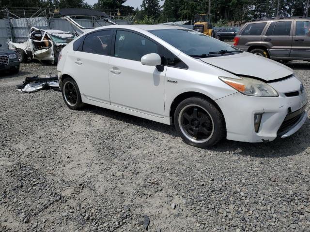 Vin: jtdkn3du8d5613954, lot: 62373255, toyota prius 20134