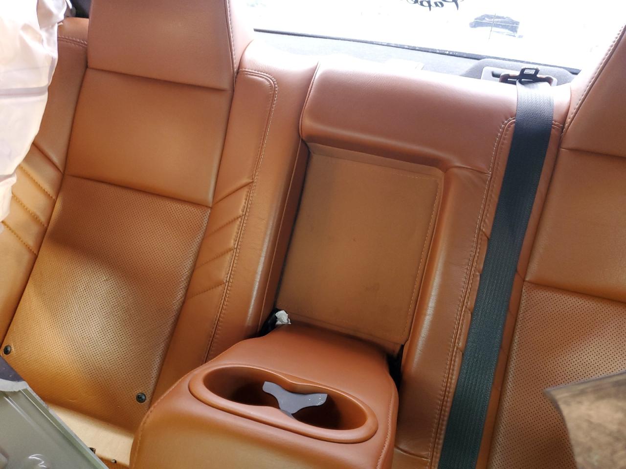 DODGE CHALLENGER SRT 392