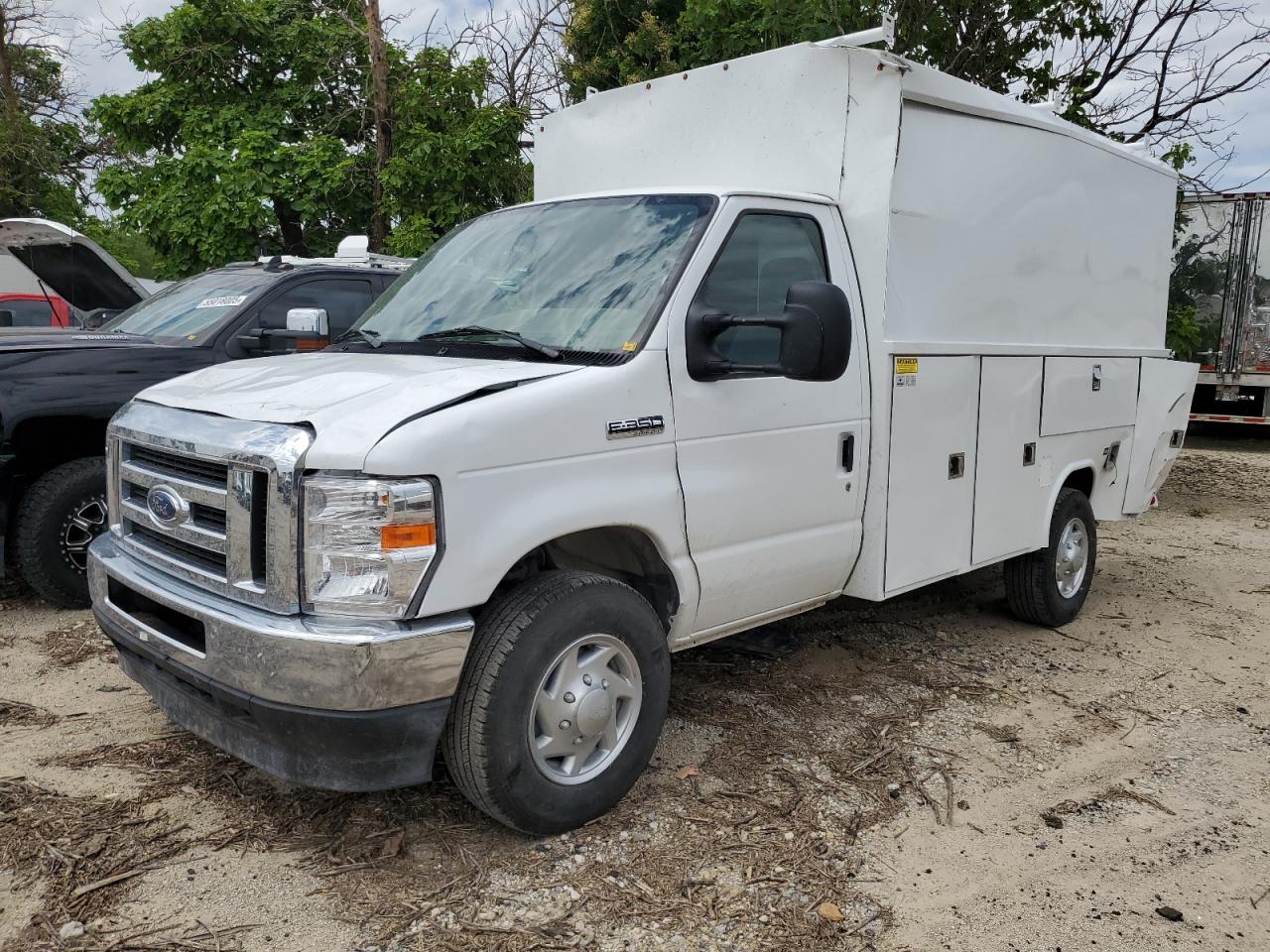 FORD ECONOLINE E350 SUPER DUTY CUTAWAY VAN