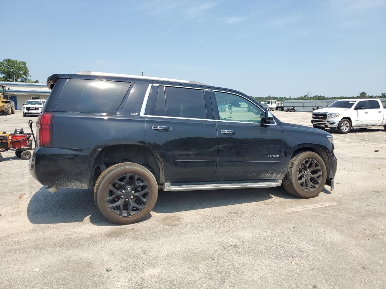 CHEVROLET TAHOE C1500 LTZ