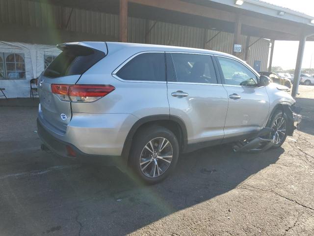 2019 TOYOTA HIGHLANDER LE 5TDBZRFH6KS737347