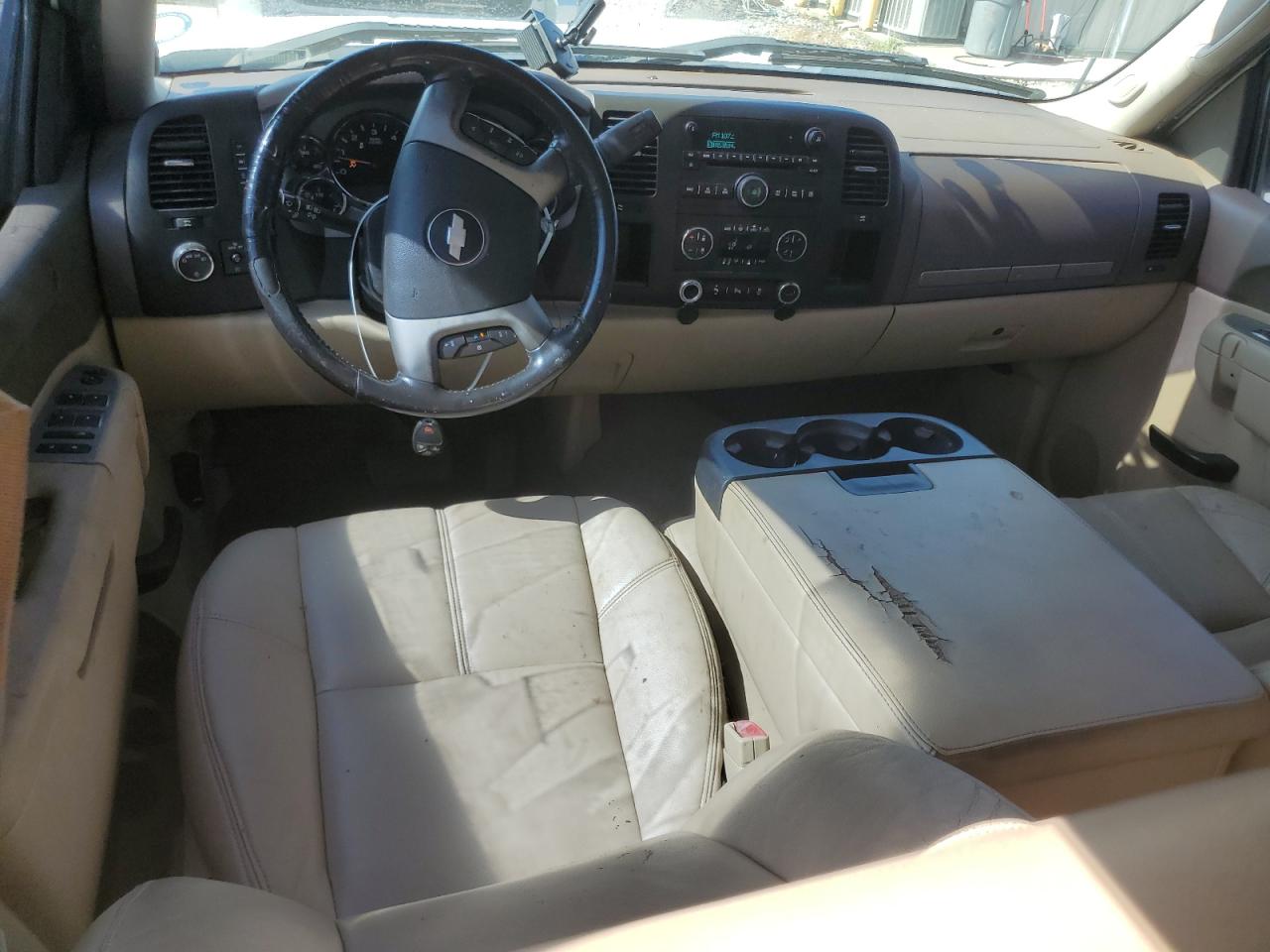 CHEVROLET SILVERADO C1500 LT