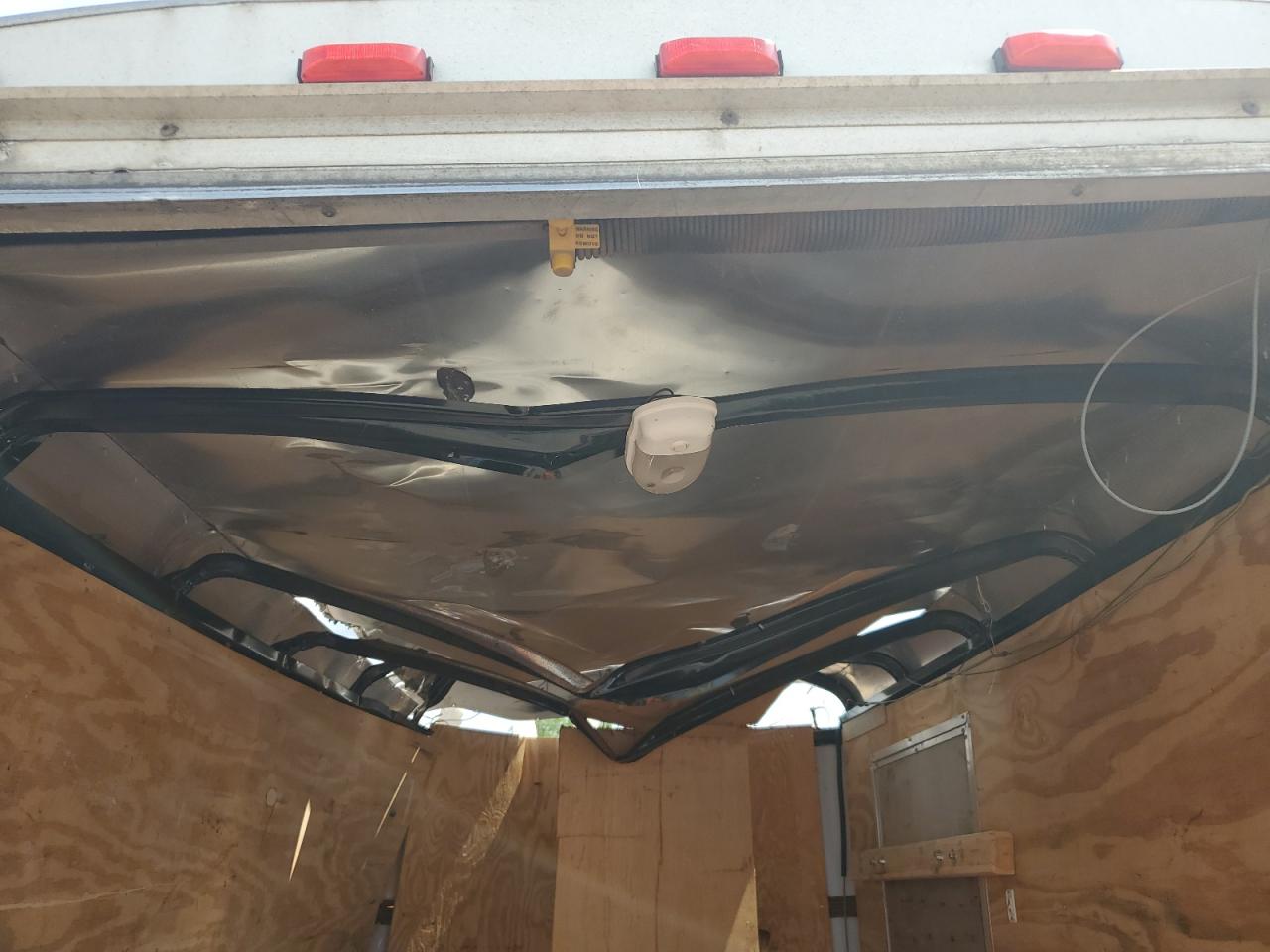 Lot #3227547612 2014 HAULMARK ENCLOSED