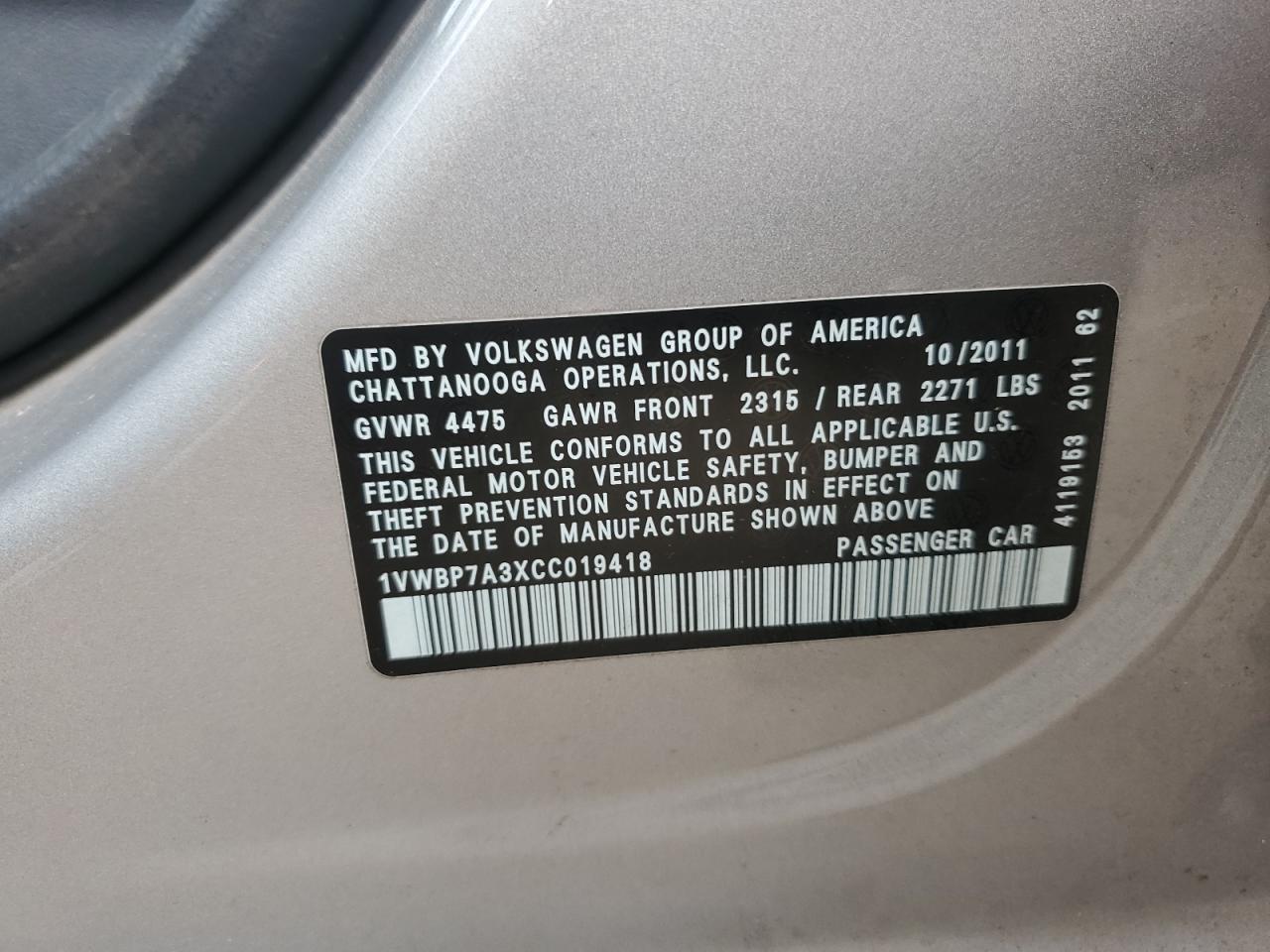 VOLKSWAGEN PASSAT SE