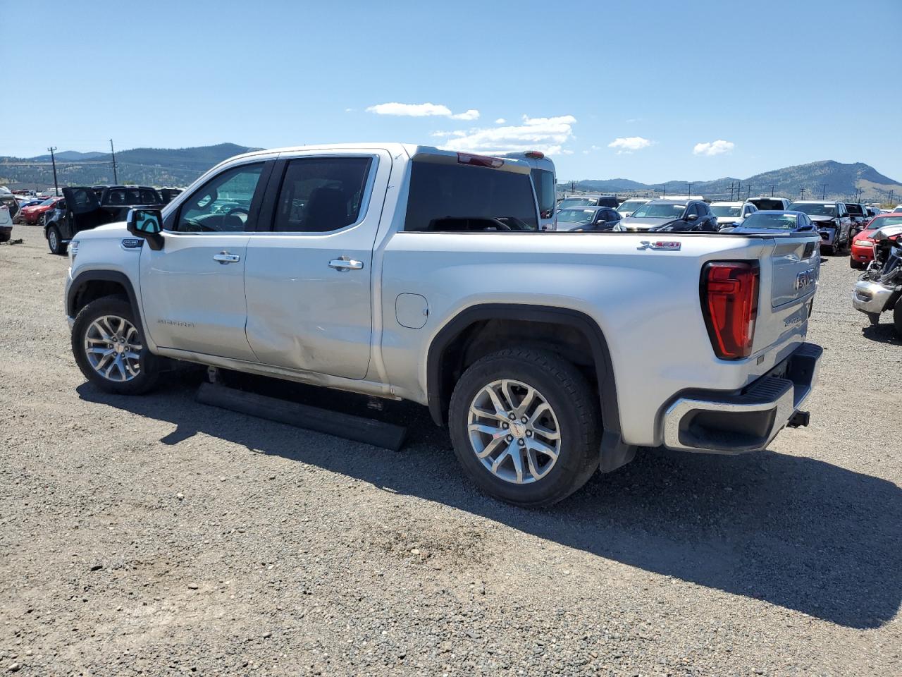 GMC SIERRA K1500 SLT