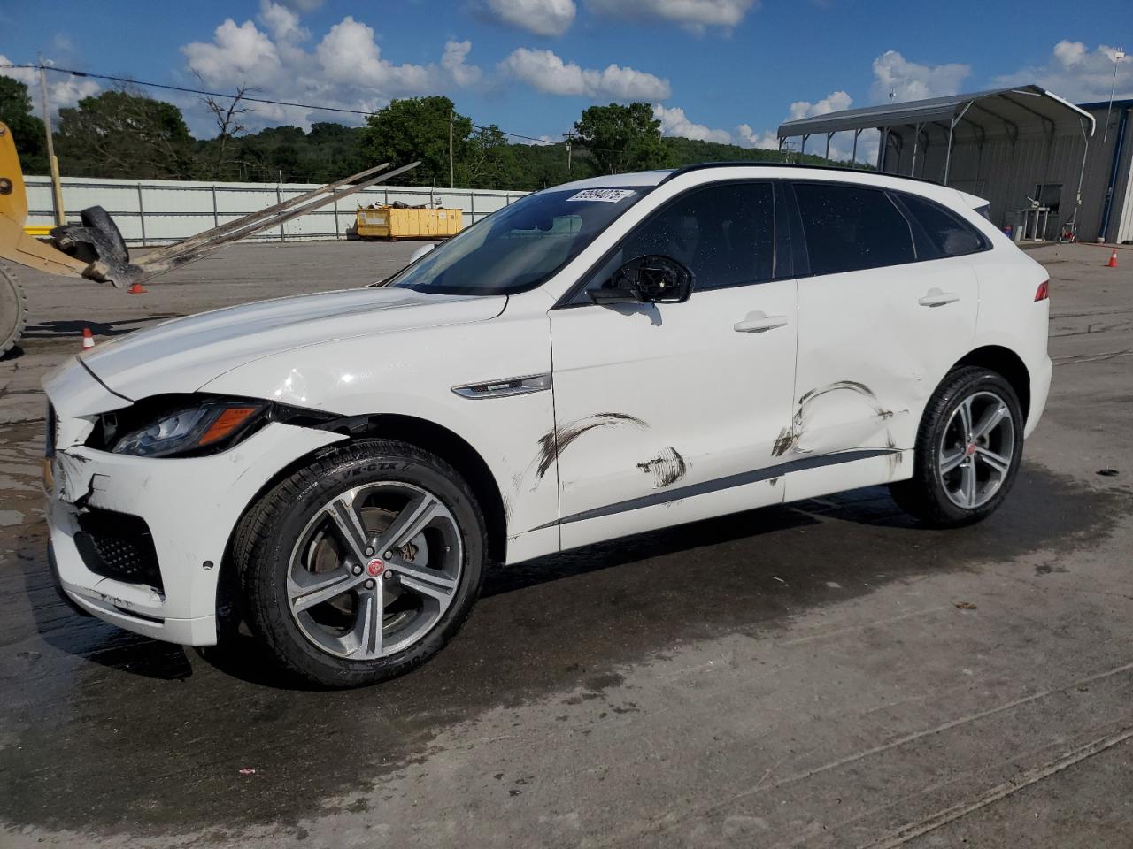 JAGUAR F-PACE R - SPORT