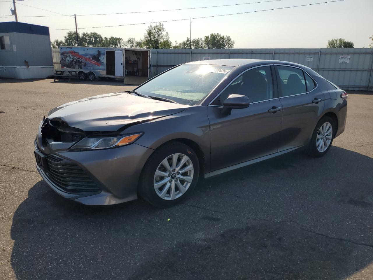 TOYOTA CAMRY LE