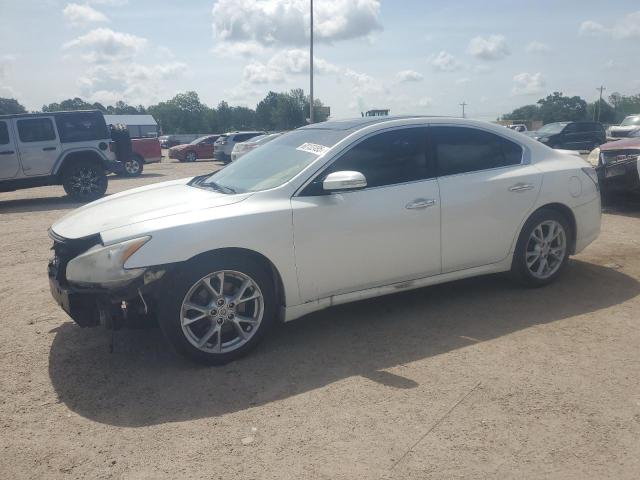 NISSAN MAXIMA S