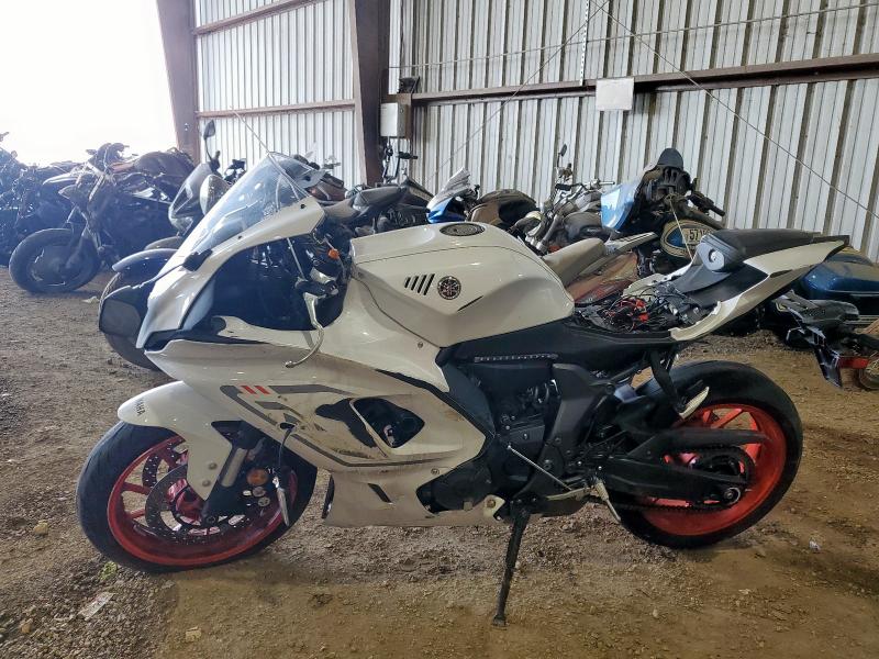 2023 YAMAHA YZFR7 JYARM38E2PA004922