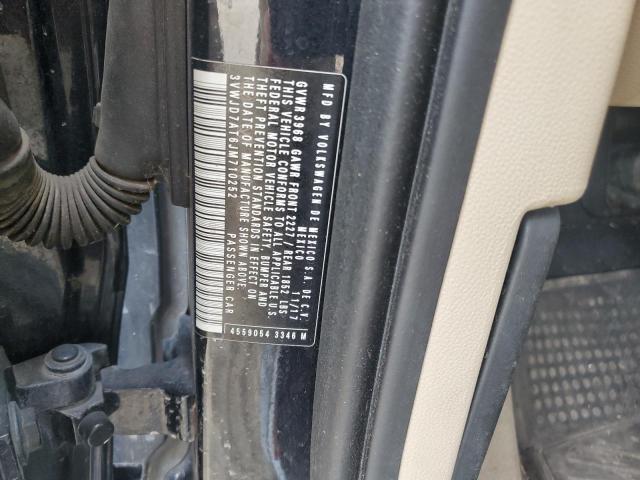 2018 VOLKSWAGEN BEETLE SE 3VWJD7AT6JM710252