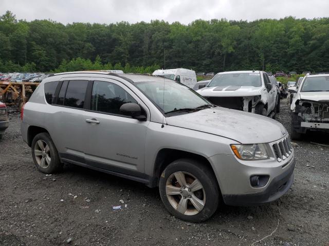 Vin: 1j4nf1fb2bd197343, lot: 60826165, jeep compass sport 20114