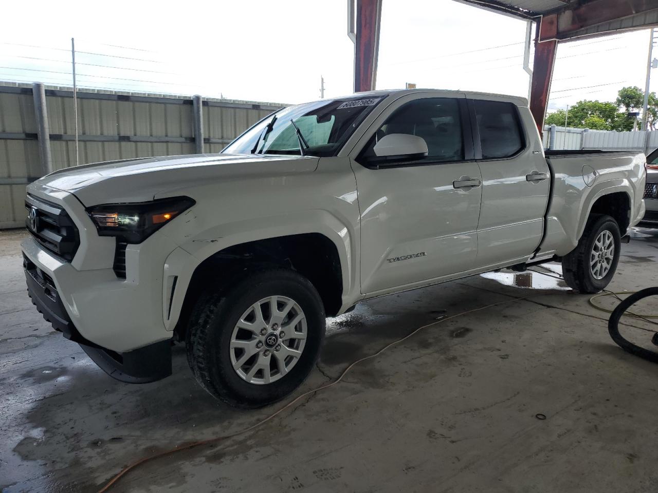 TOYOTA TACOMA DOUBLE CAB