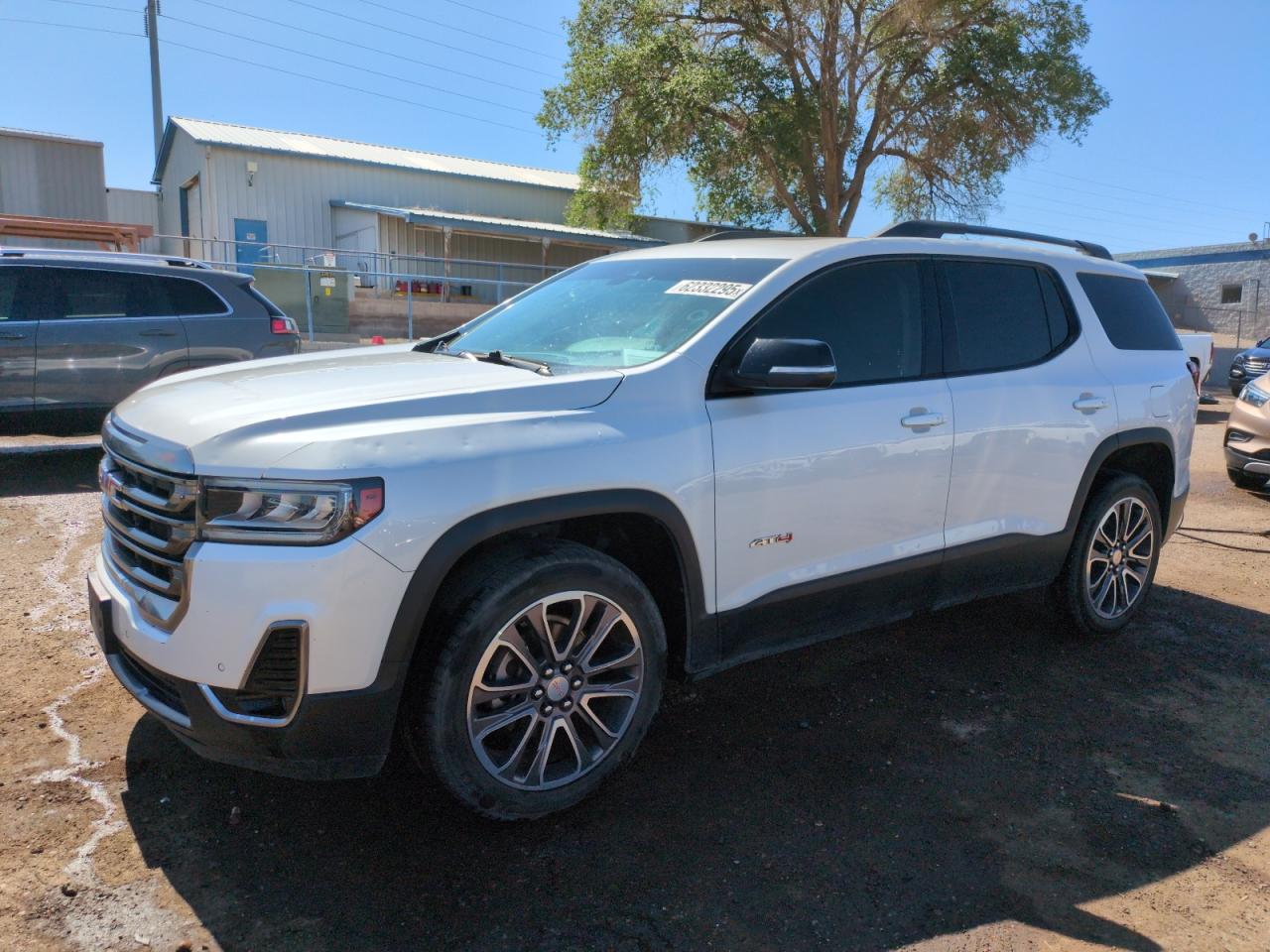 GMC ACADIA AT4