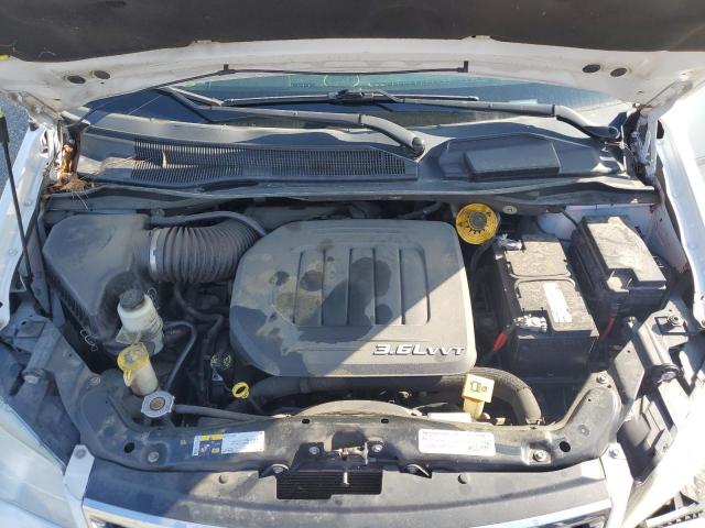 2015 CHRYSLER TOWN & COU - 2C4RC1BG4FR545292