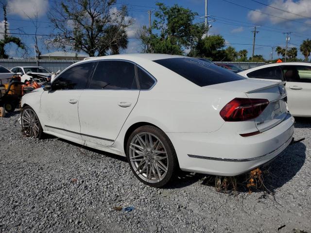 2017 VOLKSWAGEN PASSAT S 1VWAT7A3XHC071582