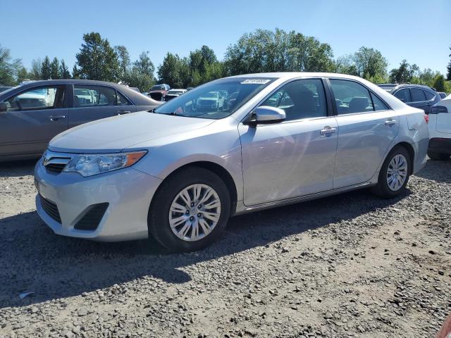 TOYOTA CAMRY BASE
