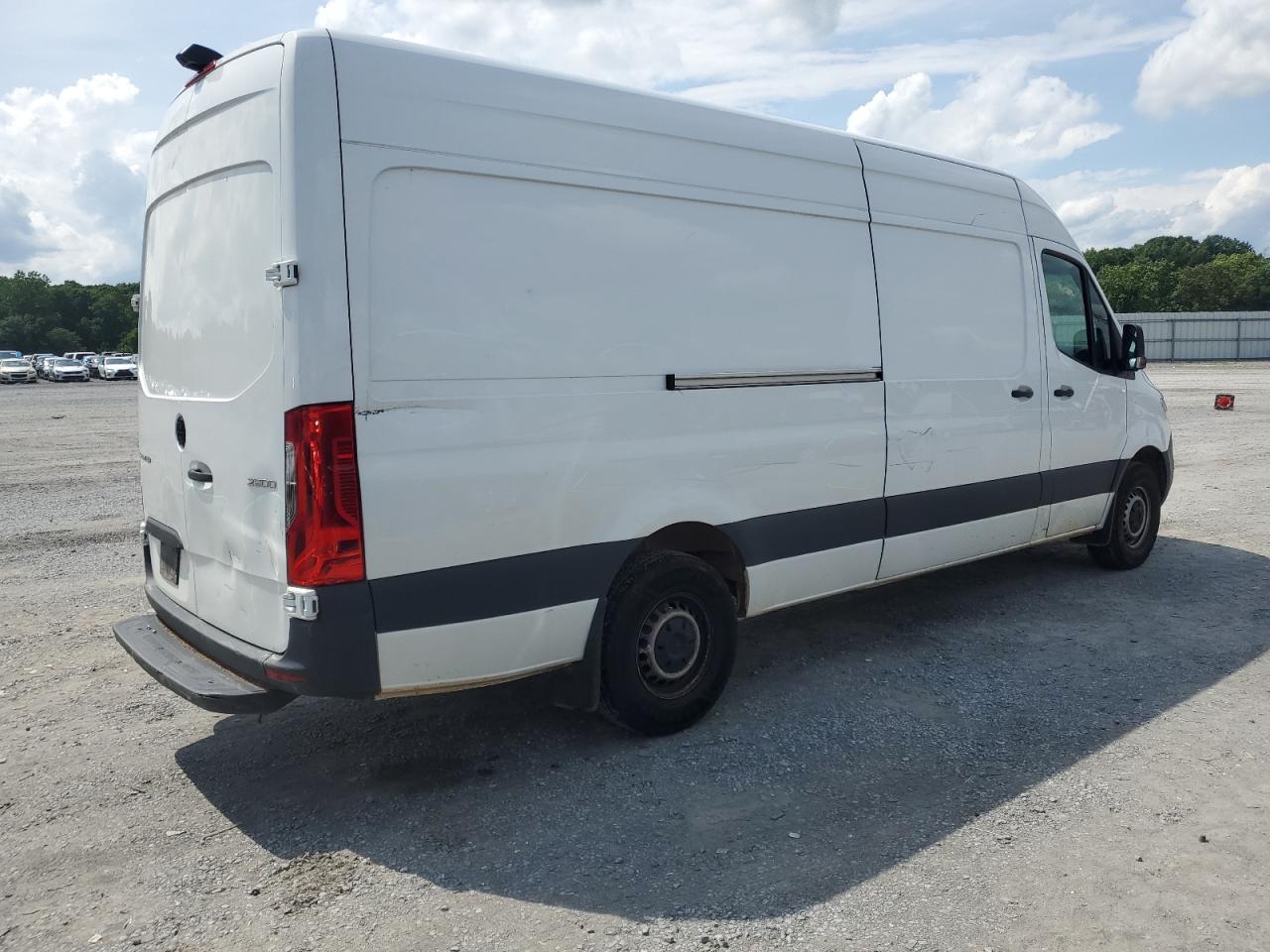MERCEDES-BENZ SPRINTER 2500