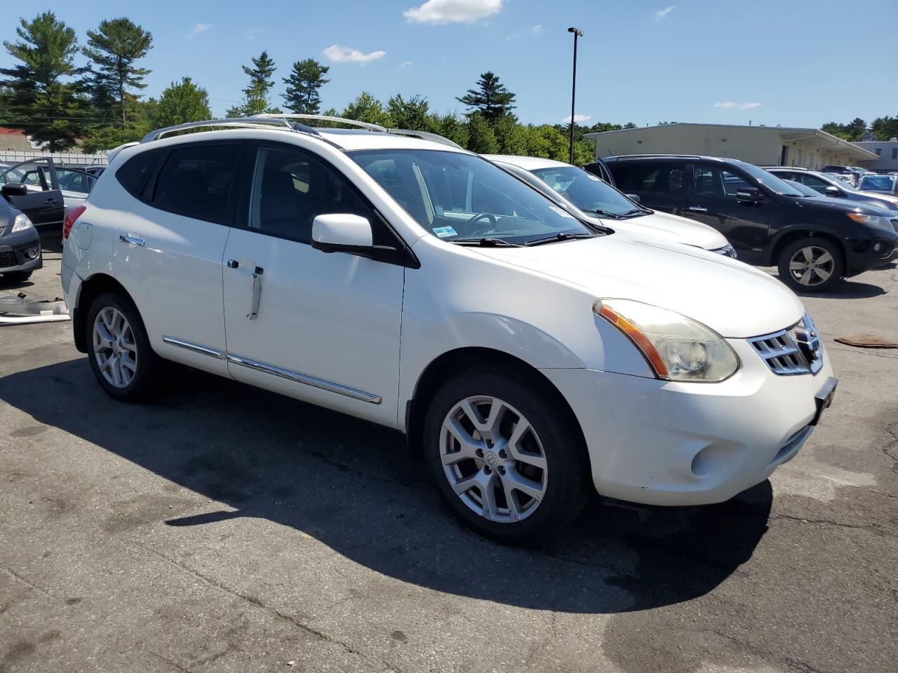 Nissan Rogue s 2013