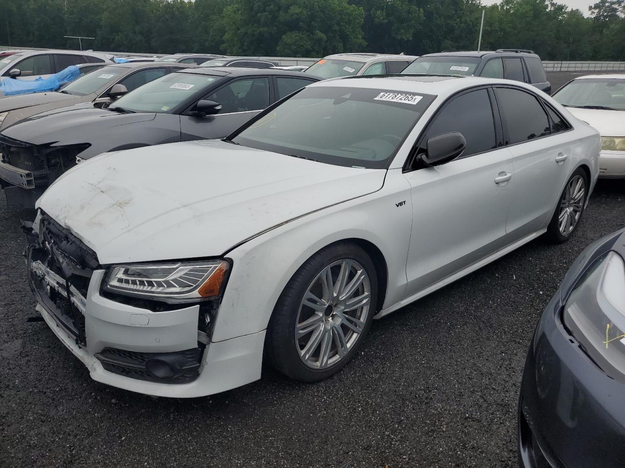 AUDI S8 PLUS QUATTRO