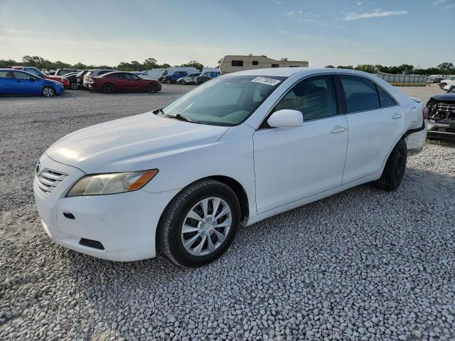 TOYOTA CAMRY BASE