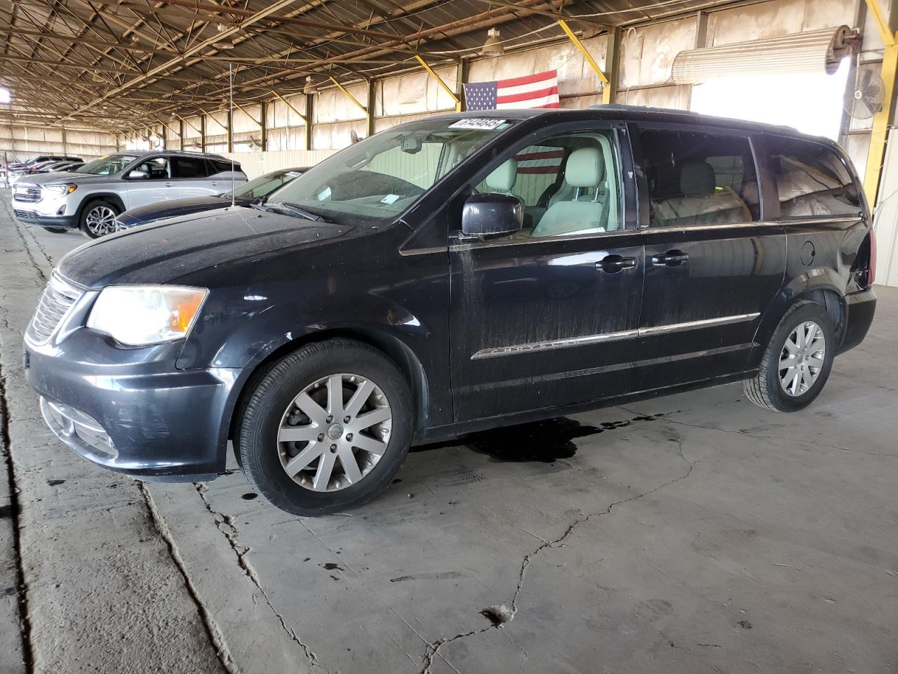 CHRYSLER TOWN & COUNTRY TOURING