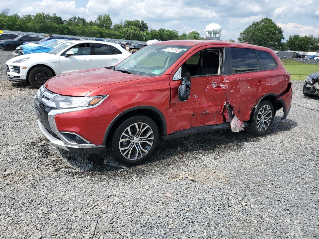MITSUBISHI OUTLANDER ES