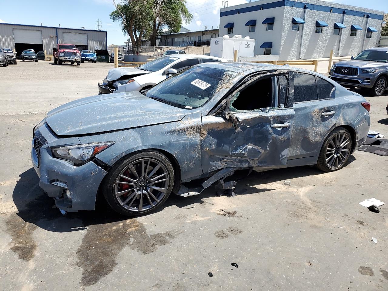 INFINITI Q50 RED SPORT 400