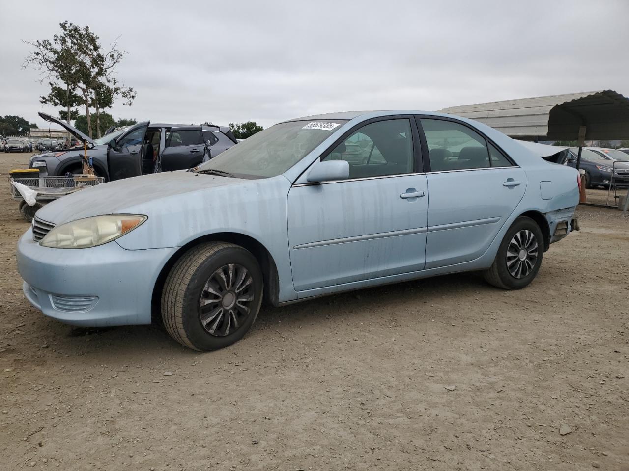 Toyota Camry le 2005