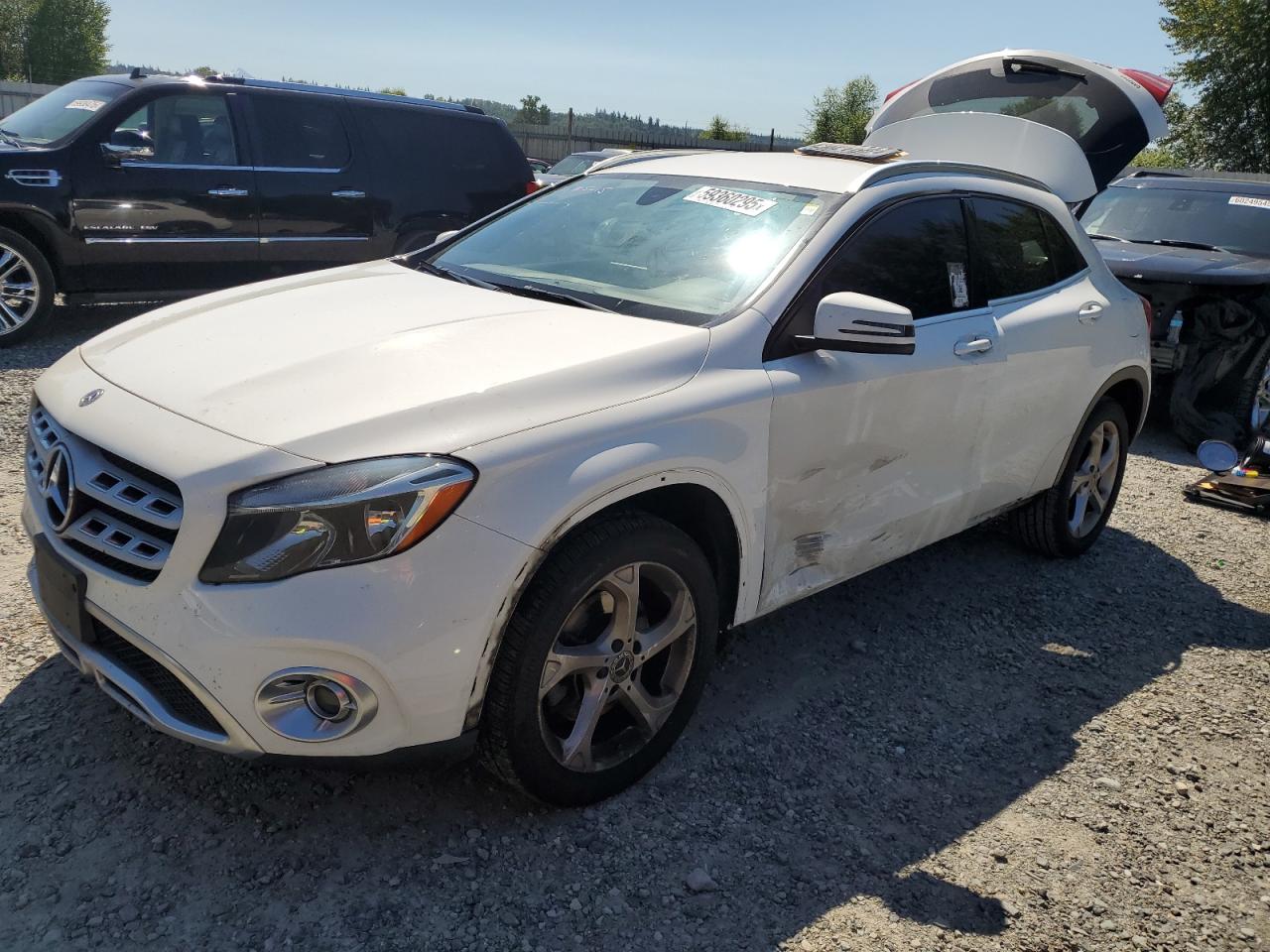 MERCEDES-BENZ GLA-CLASS 250