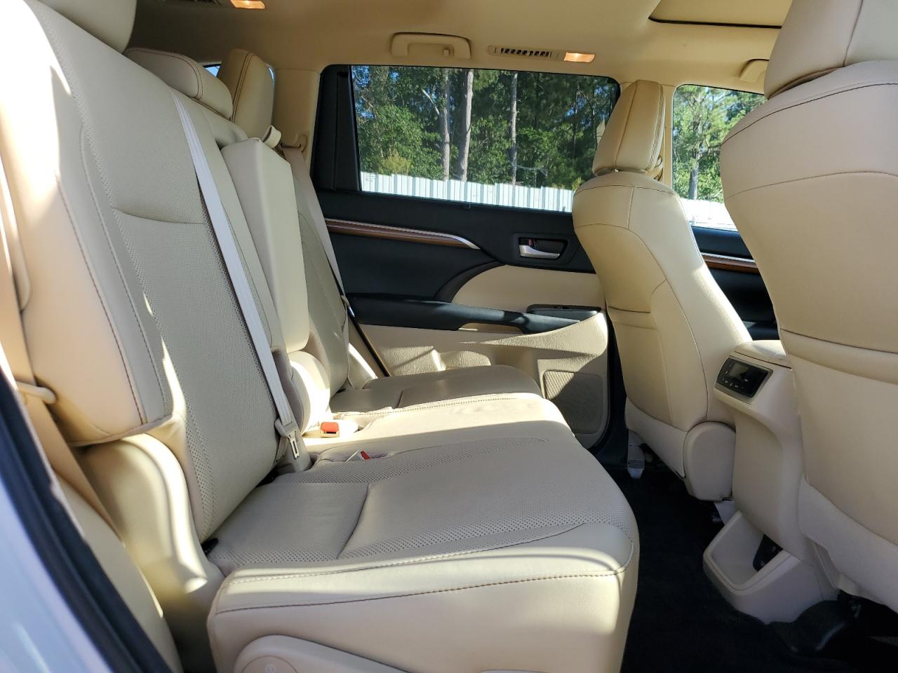 Toyota Highlander 2018