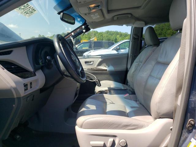 2017 TOYOTA SIENNA XLE 5TDYZ3DC0HS825396