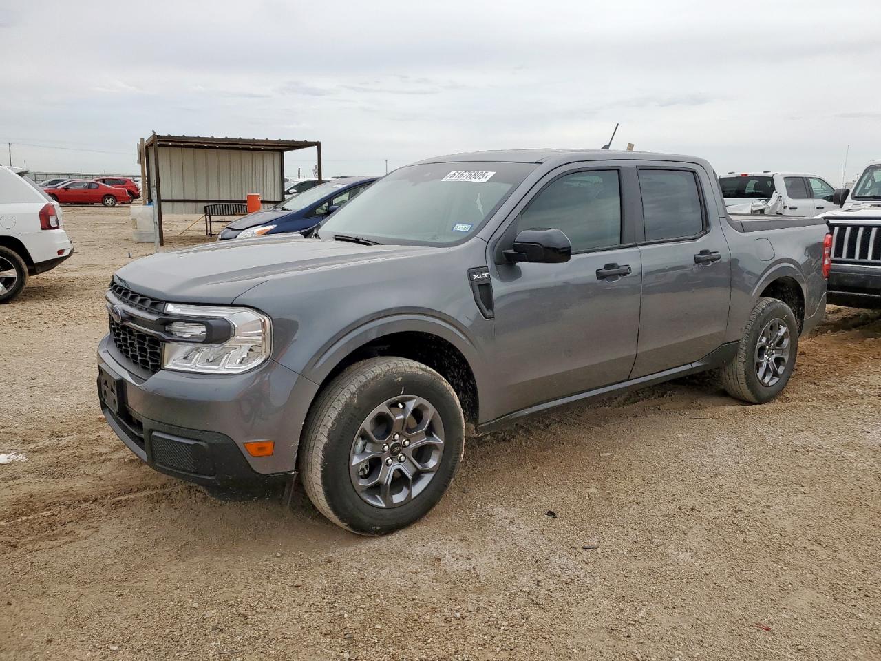 FORD MAVERICK XLT