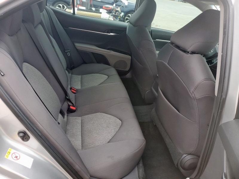 2018 TOYOTA CAMRY L 4T1B11HKXJU084092