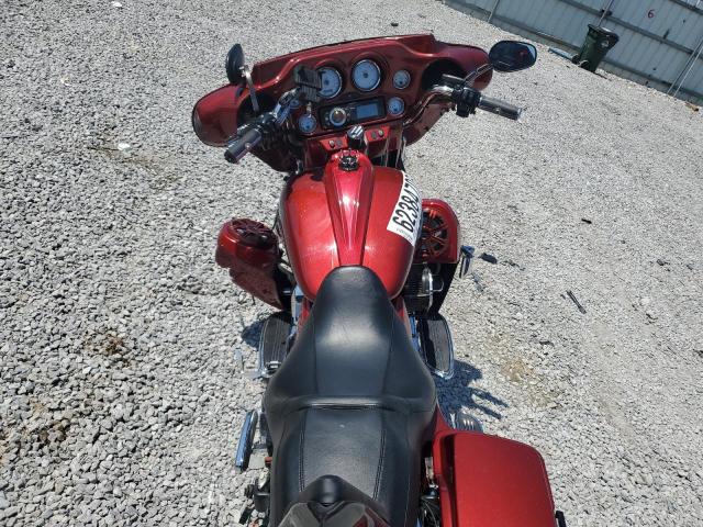 2010 HARLEY-DAVIDSON FLHX 1HD1KB419AB666985