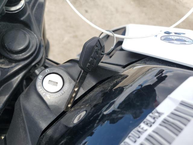 2021 KTM 390 DUKE MD2JPJ406MC246906