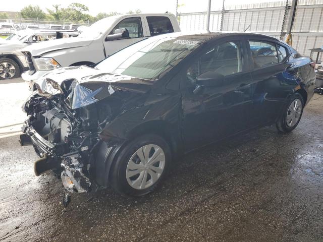 NISSAN VERSA S