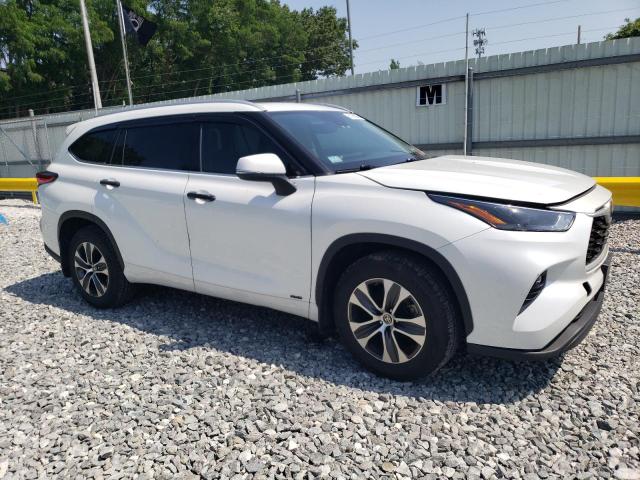 2022 TOYOTA HIGHLANDER 5TDGBRCH7NS555871