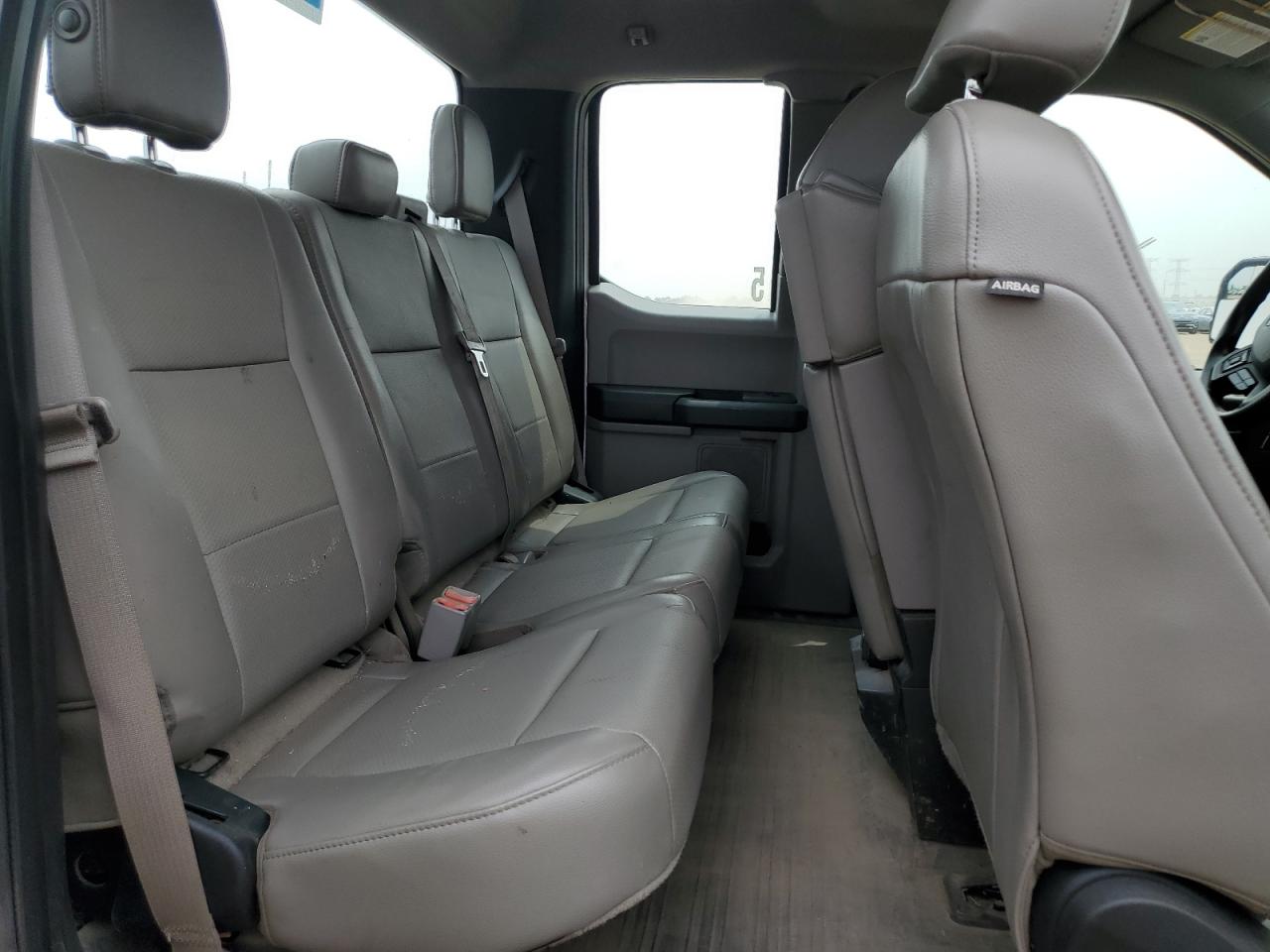 FORD F-150 SUPER CAB