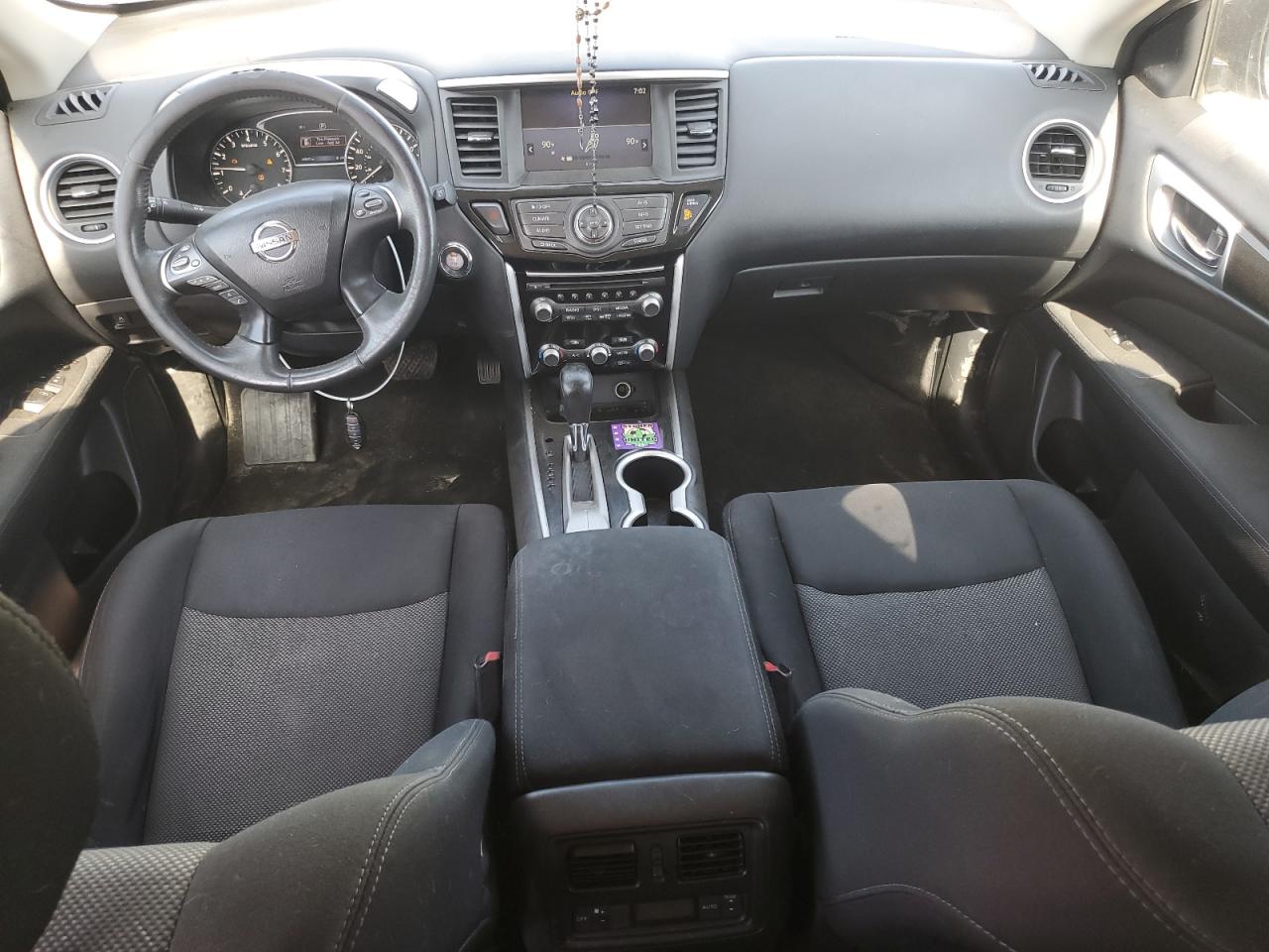 Nissan Pathfinder 2017