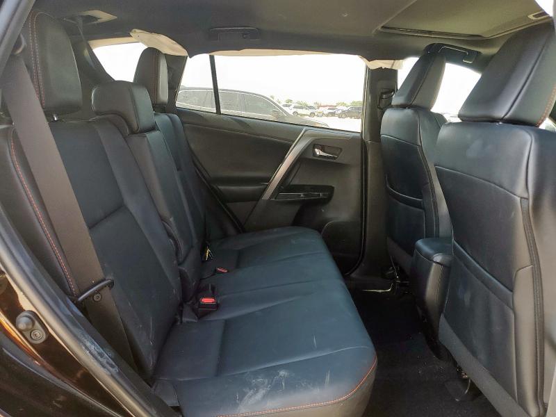 2018 TOYOTA RAV4 SE 2T3NFREV6JW436488
