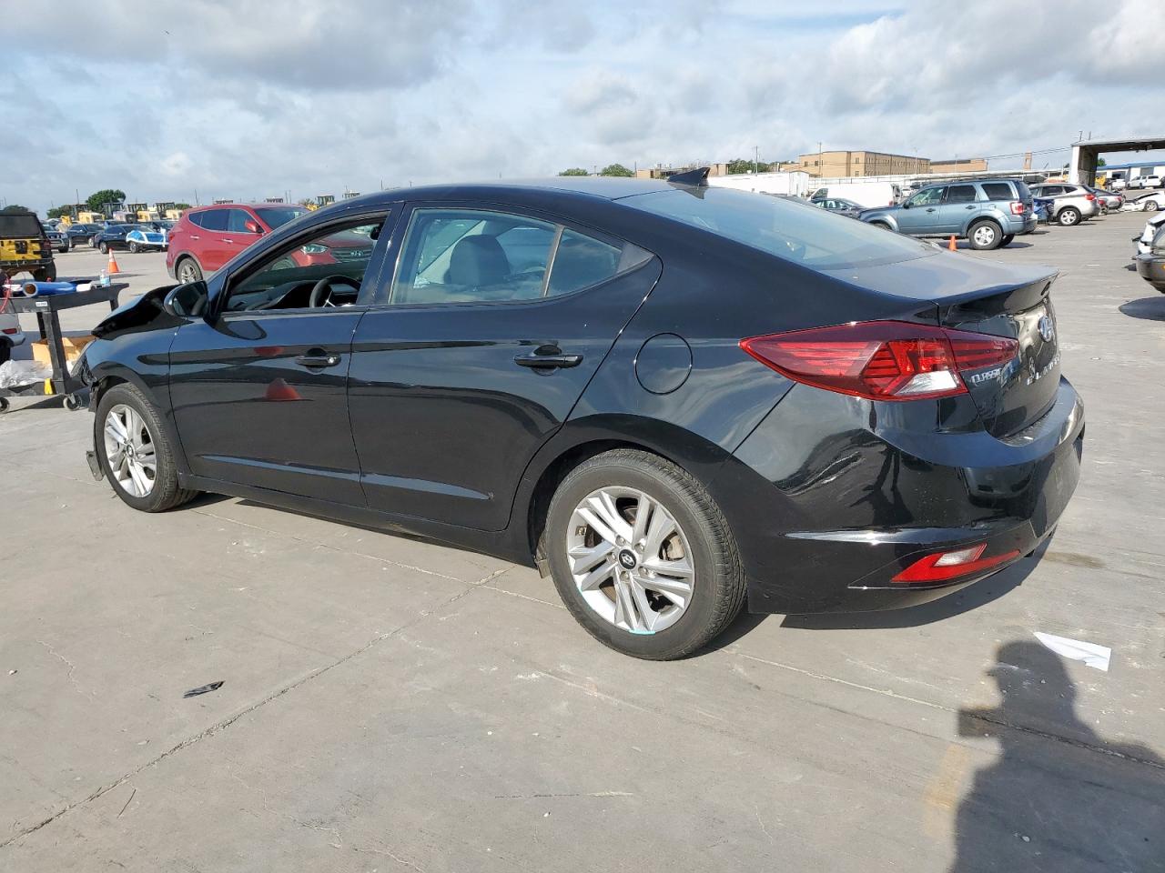 HYUNDAI ELANTRA SEL