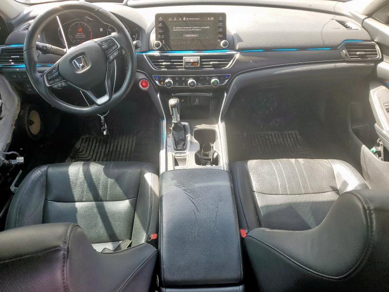 2018 HONDA ACCORD TOU 1HGCV1F95JA108069