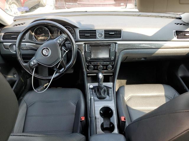 2017 VOLKSWAGEN PASSAT SE 1VWBT7A36HC085161