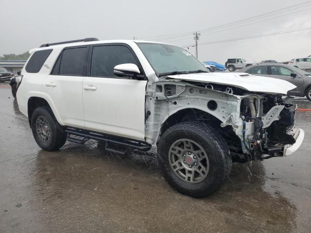 Vin: jtebu5jr4l5828563, lot: 60915365, toyota 4runner sr5/sr5 premium 20204