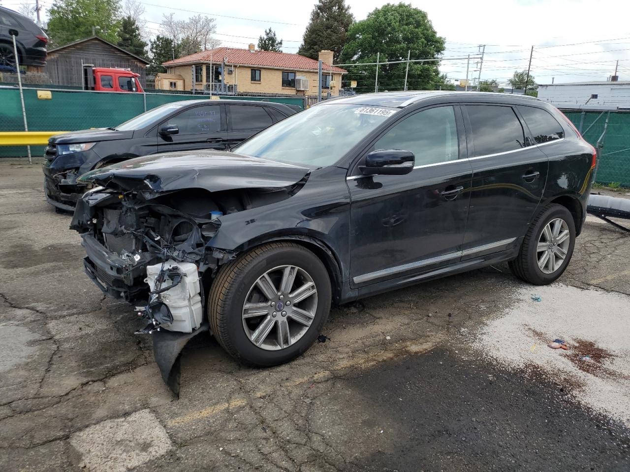 VOLVO XC60 T6 PREMIER