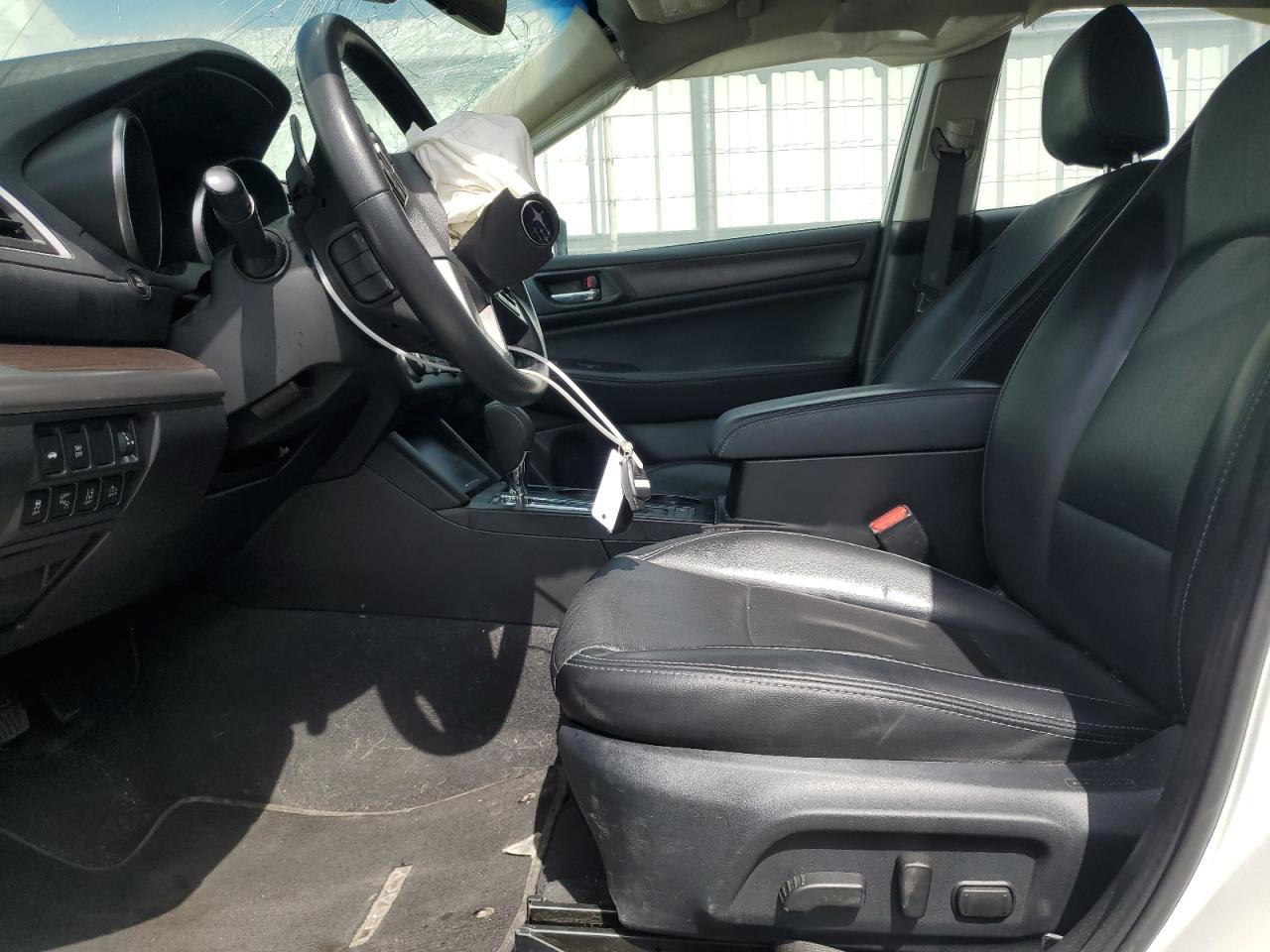 SUBARU LEGACY 3.6R LIMITED