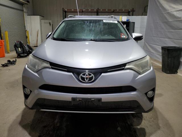 2016 TOYOTA RAV4 XLE - 2T3RFREV8GW431285